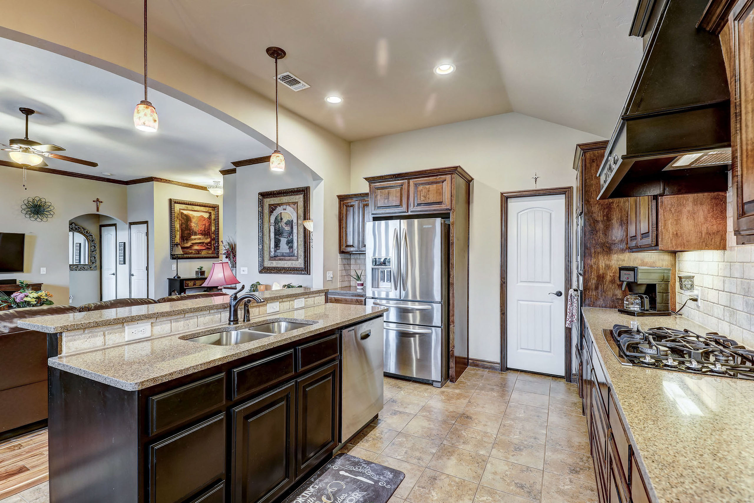 Find a home in Oklahoma with Real Estate Agent Thomas R Compise at RE/MAX At Home Edmond, OK 73013.